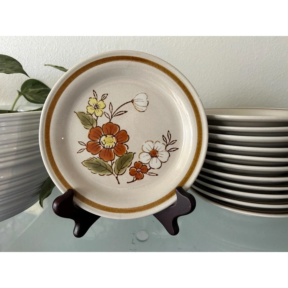 Vintage Mountain Wood‎ Stoneware Plate: 1970s Japanese Floral Trellis, 6.5 in